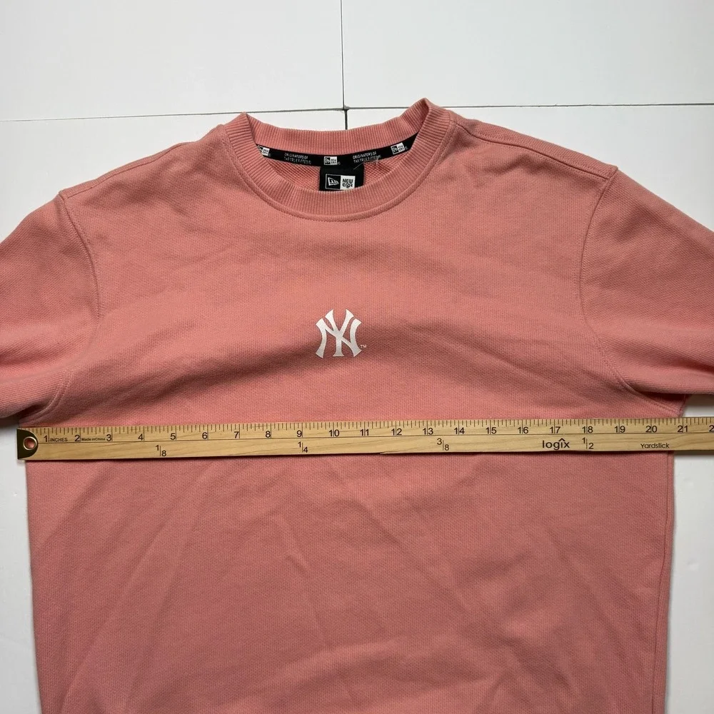 Rare New York Yankees Sweatshirt Womens XS Pink New Era Crewneck Pullover‎